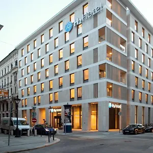 3* Otel H2